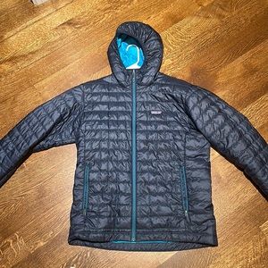 Men’s navy large Patagonia Full Zip nanotech puffer